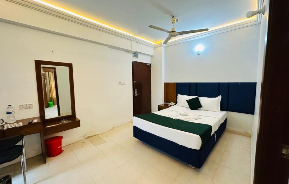 Executive Suite (Two Individual  Rooms & Two  Washroom)