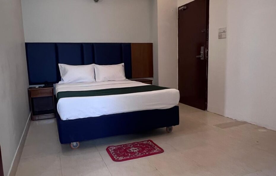 Hill Side Suite (Two Individual  Rooms & Two  Washroom)