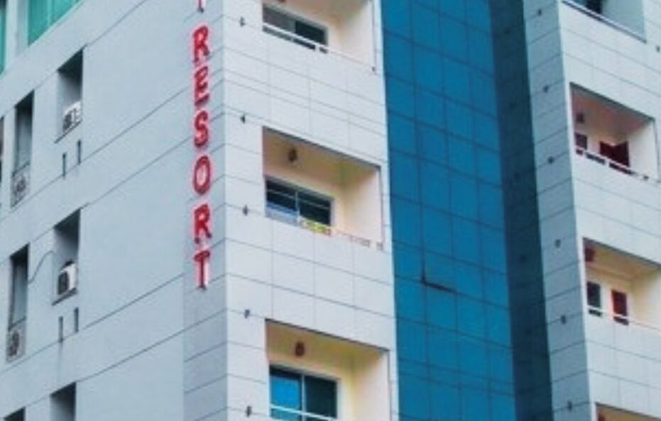 Uni Resort