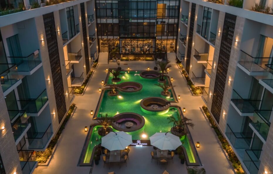 Green Nature Resort & Suites