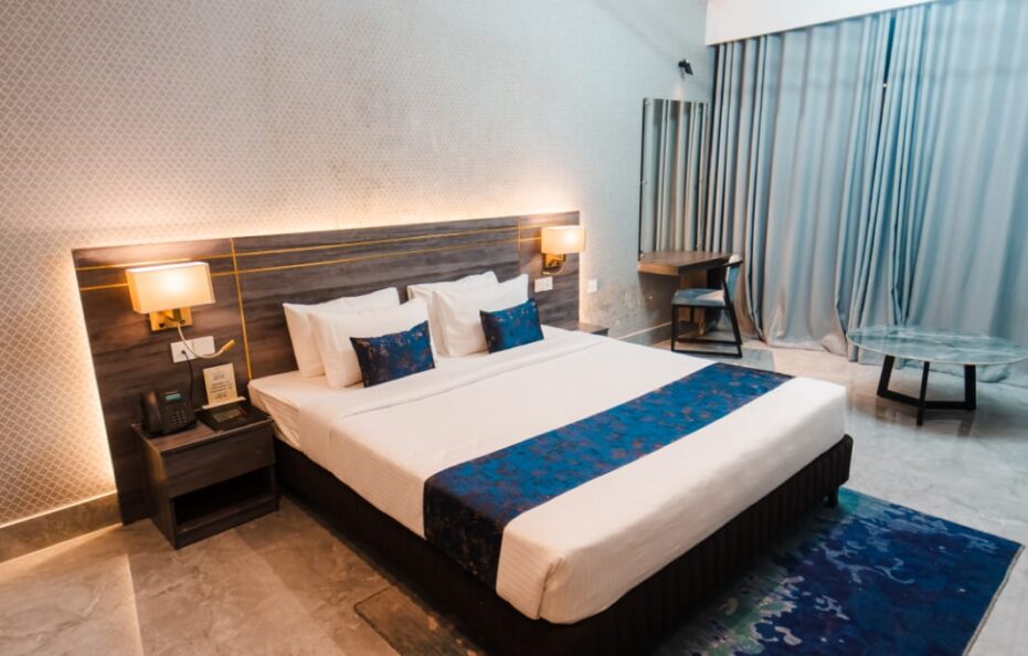 Super Deluxe King Partial sea view With Balcony