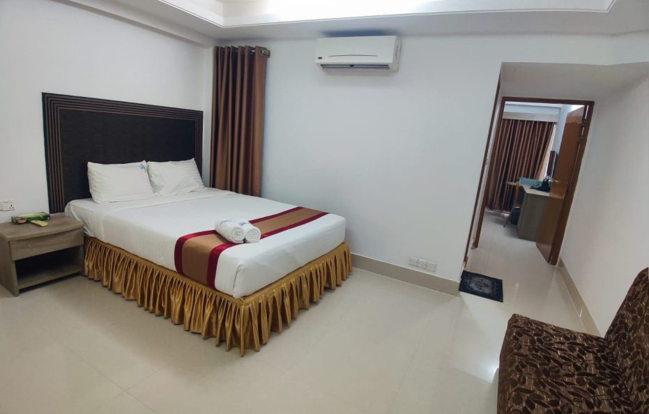 Executive Connecting Room