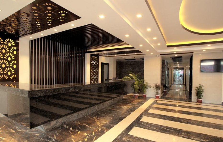 Hotel Elaf International